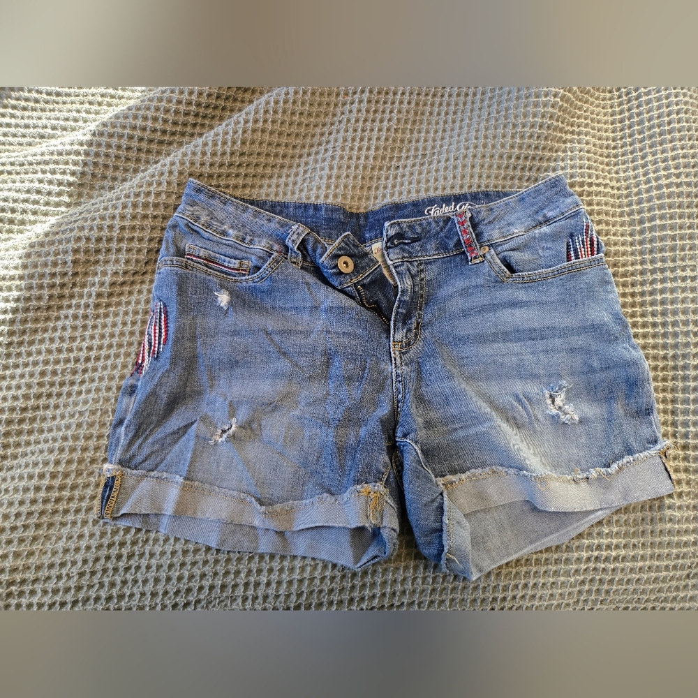 Faded Glory Denim Shortd SIZE 6